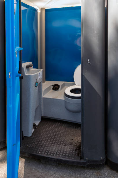 Portable Toilet Options We Offer in Wildwood, MO